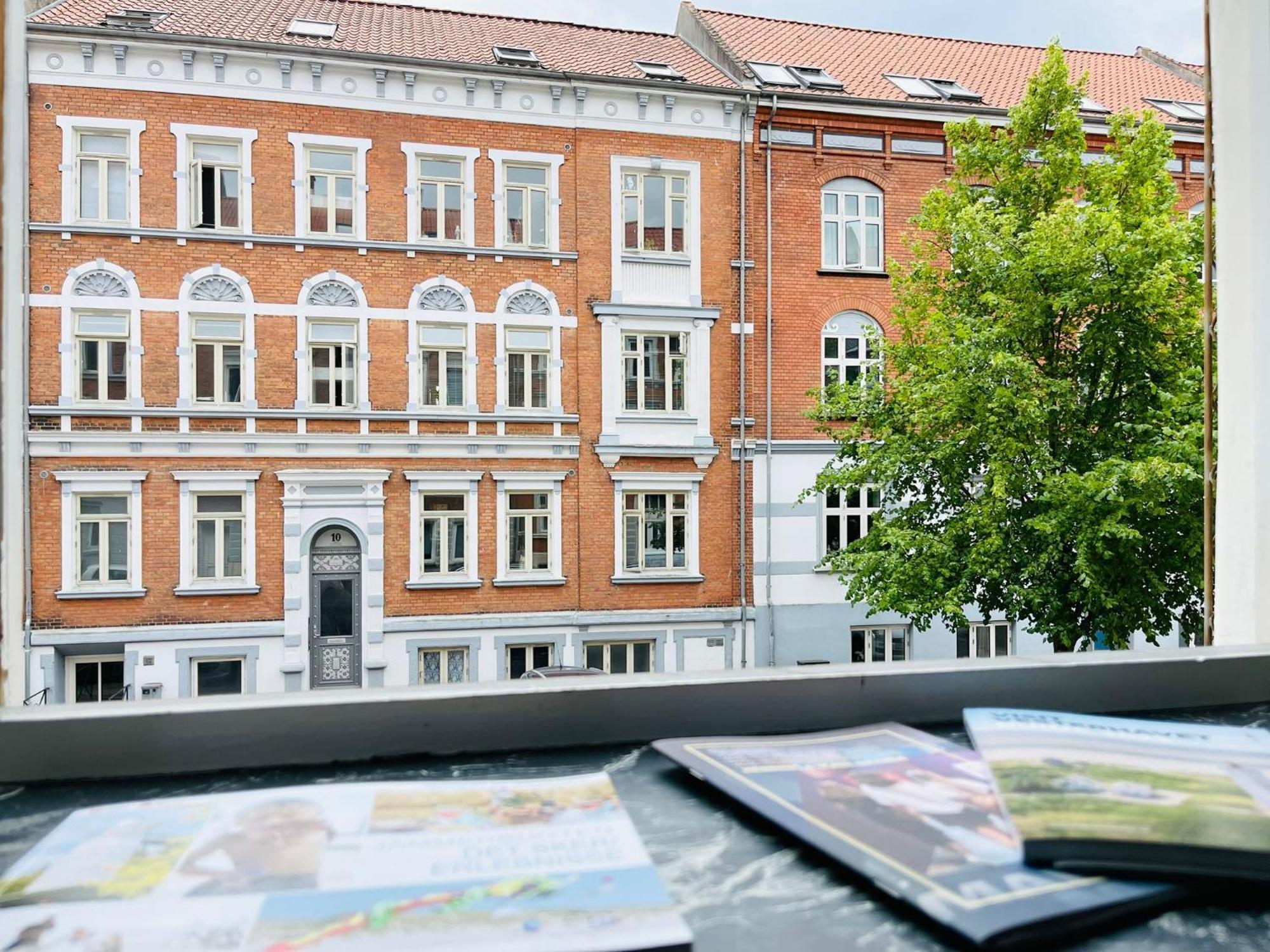 Scandinavian Apartment Hotel -Lunden 2- Central 2 Room Apartment Horsens Buitenkant foto